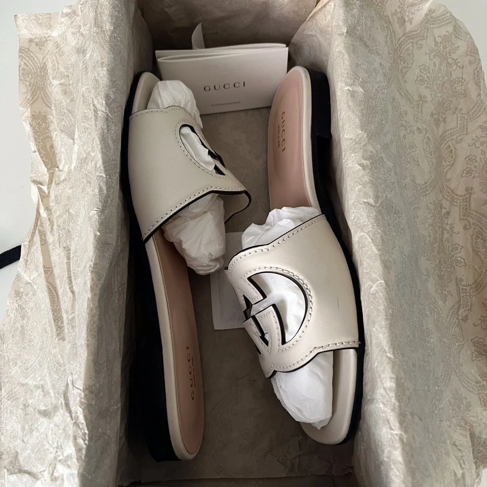 Gucci Sandals - Picture 2 of 6